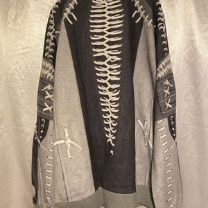 Givenchy crewneck Ricardo sweatshirt retails $789 size XL